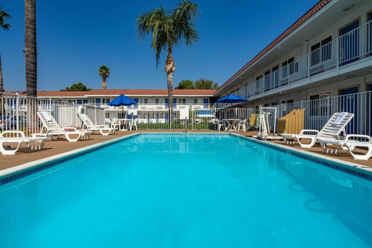 Motel 6-Sepulveda, Ca - Los Angeles - Van Nuys - North Hills מראה חיצוני תמונה