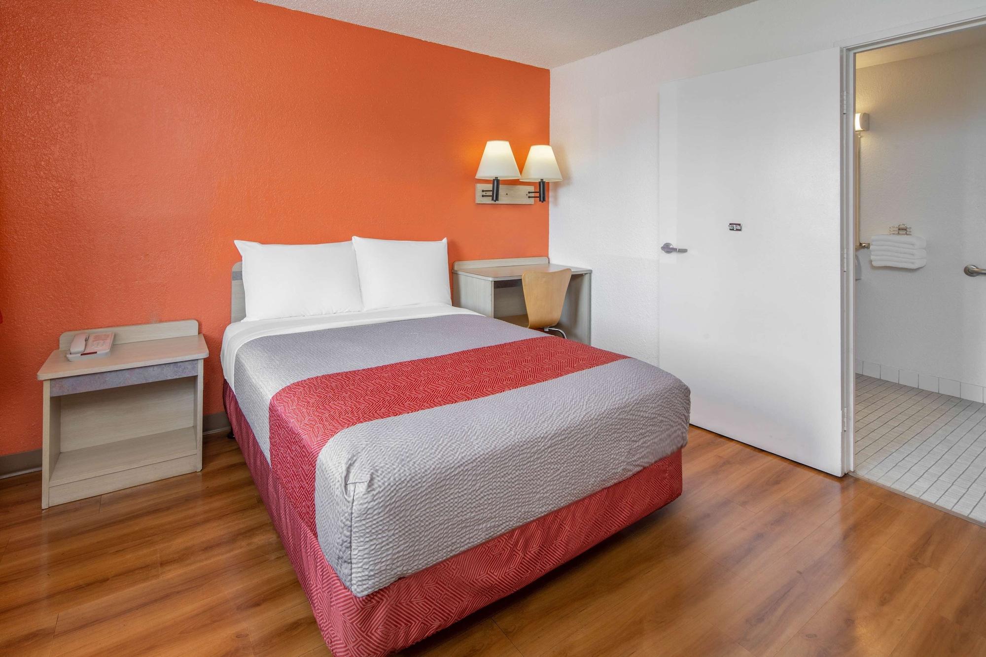Motel 6-Sepulveda, Ca - Los Angeles - Van Nuys - North Hills מראה חיצוני תמונה
